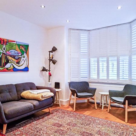 Pass The Keys Family Friendly 2 Bedroom Gem In Shepherd'S Bush Londres Exterior foto