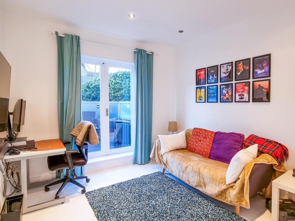 Pass The Keys Family Friendly 2 Bedroom Gem In Shepherd'S Bush Londres Exterior foto